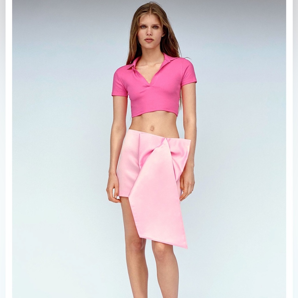 Mini skirt with bow